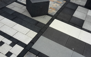 Pflasterarbeiten für Terrassenbau, Einfahrten, Zufahrten, Stellflächen, Parkplätze, Hausumrandungen und Gartenwege